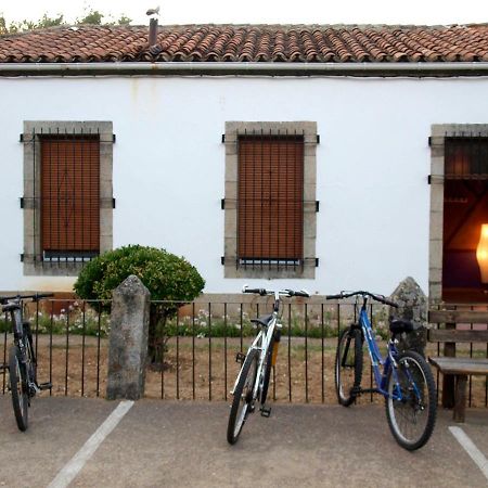 Casa Rural La Rana Nava de Francia Exterior photo